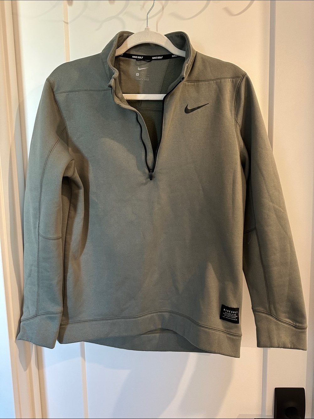 Nike Sage Green Half-Zip Pullover with Black Swoosh golf small